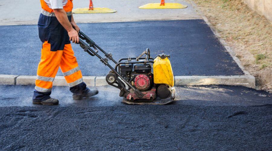 Professional gutter cleaning in Wedowee, AL